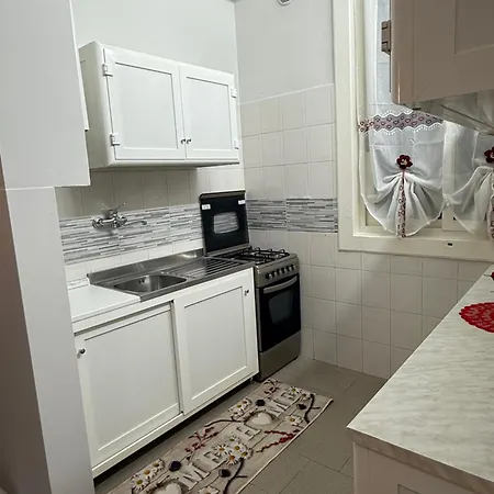 House Savoia Apartment Bari